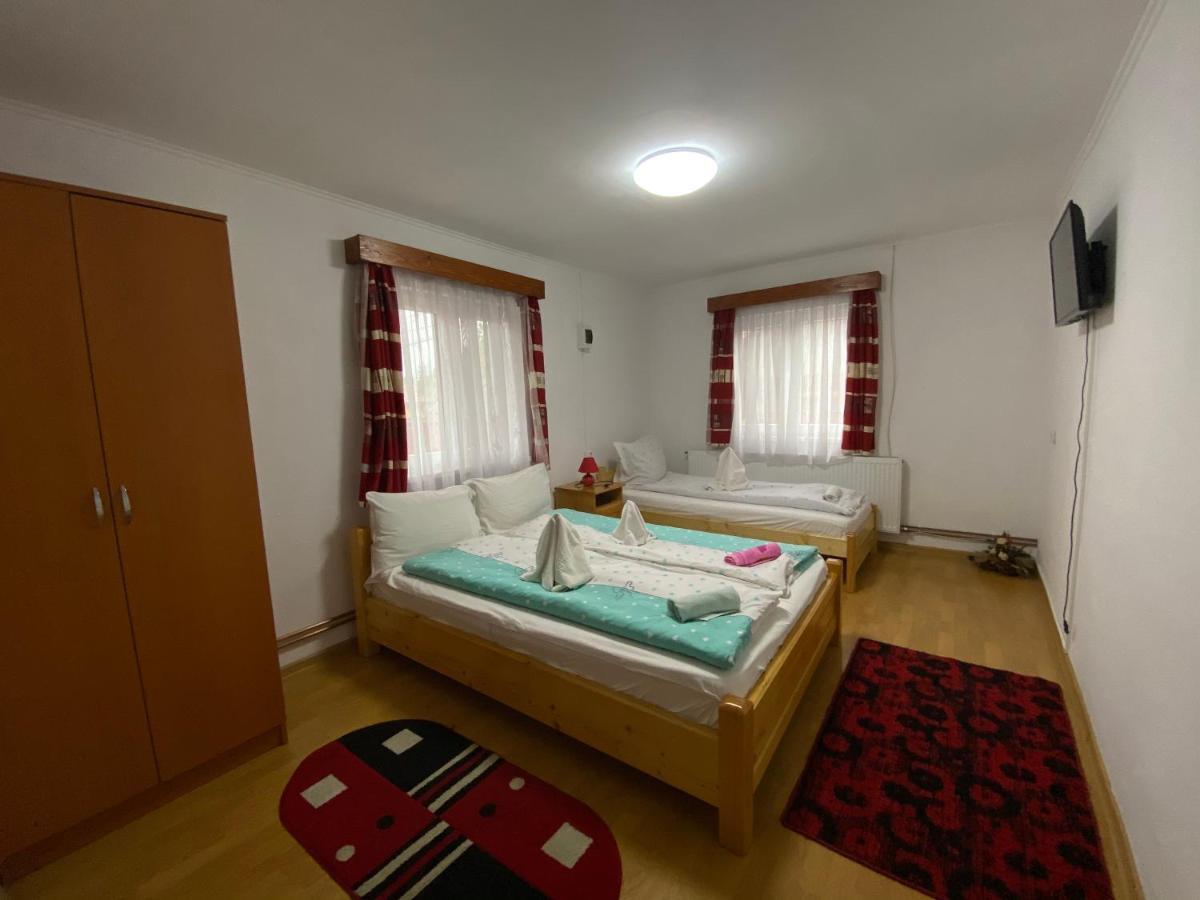 Dobra Haz Hotell Covasna Eksteriør bilde